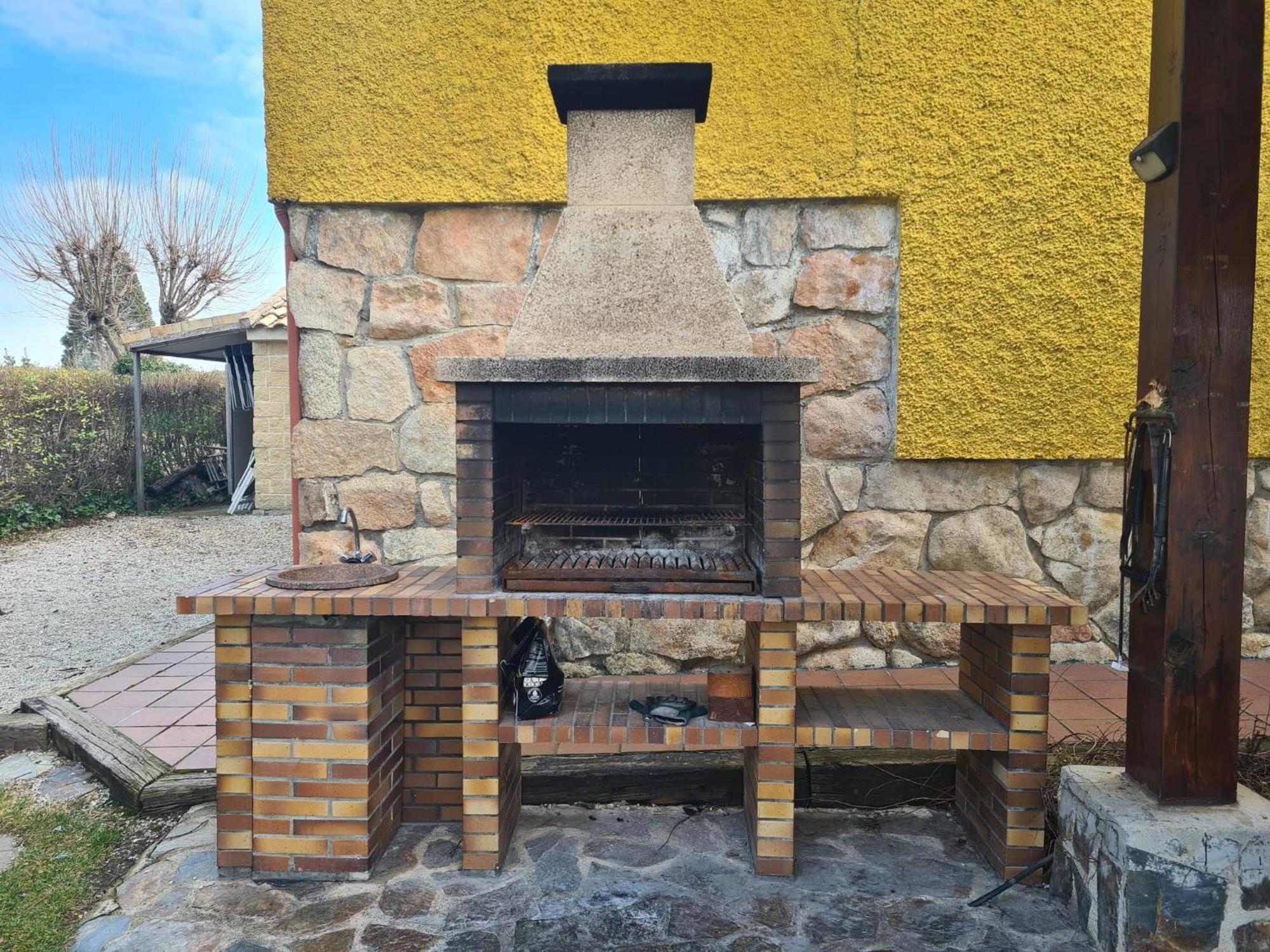 Margasol Villa Pedrezuela Екстериор снимка