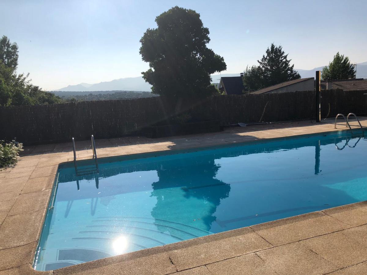 Margasol Villa Pedrezuela Екстериор снимка